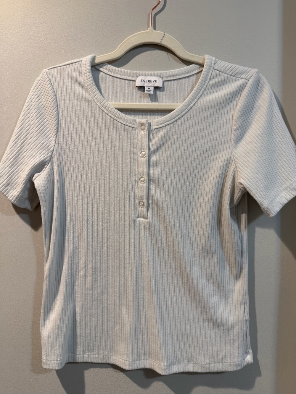 Evereve Short Sleeve Ribbed Henley in White